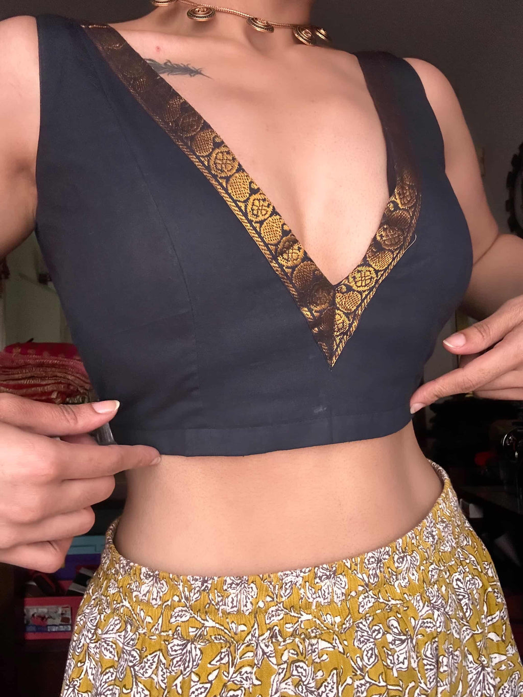 Kaarigai Sleeveless Padded Blouse