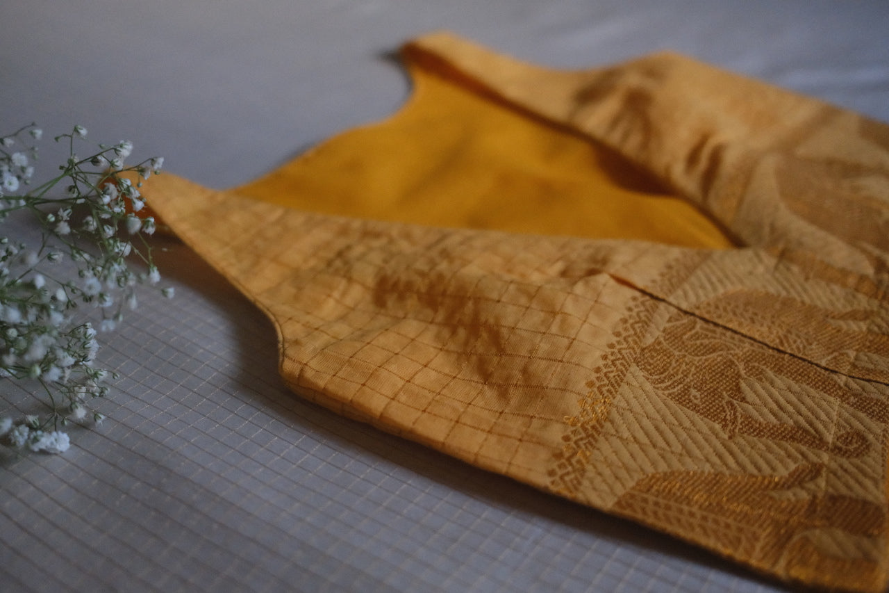 Ganga Sleeveless Blouse