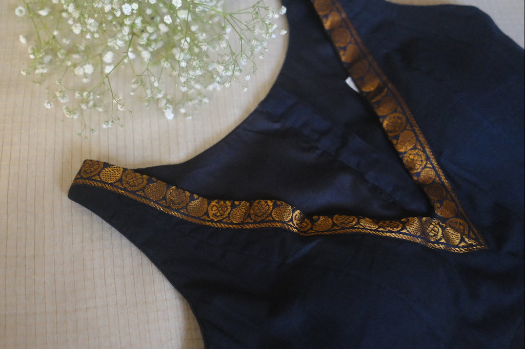 Kaarigai Sleeveless Padded Blouse