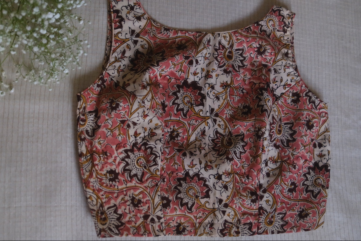 Yamuna Sleeveless Blouse