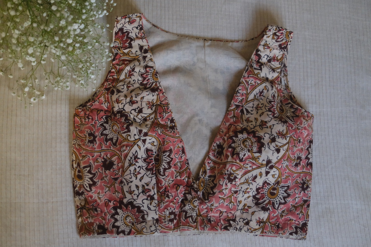 Yamuna Sleeveless Blouse