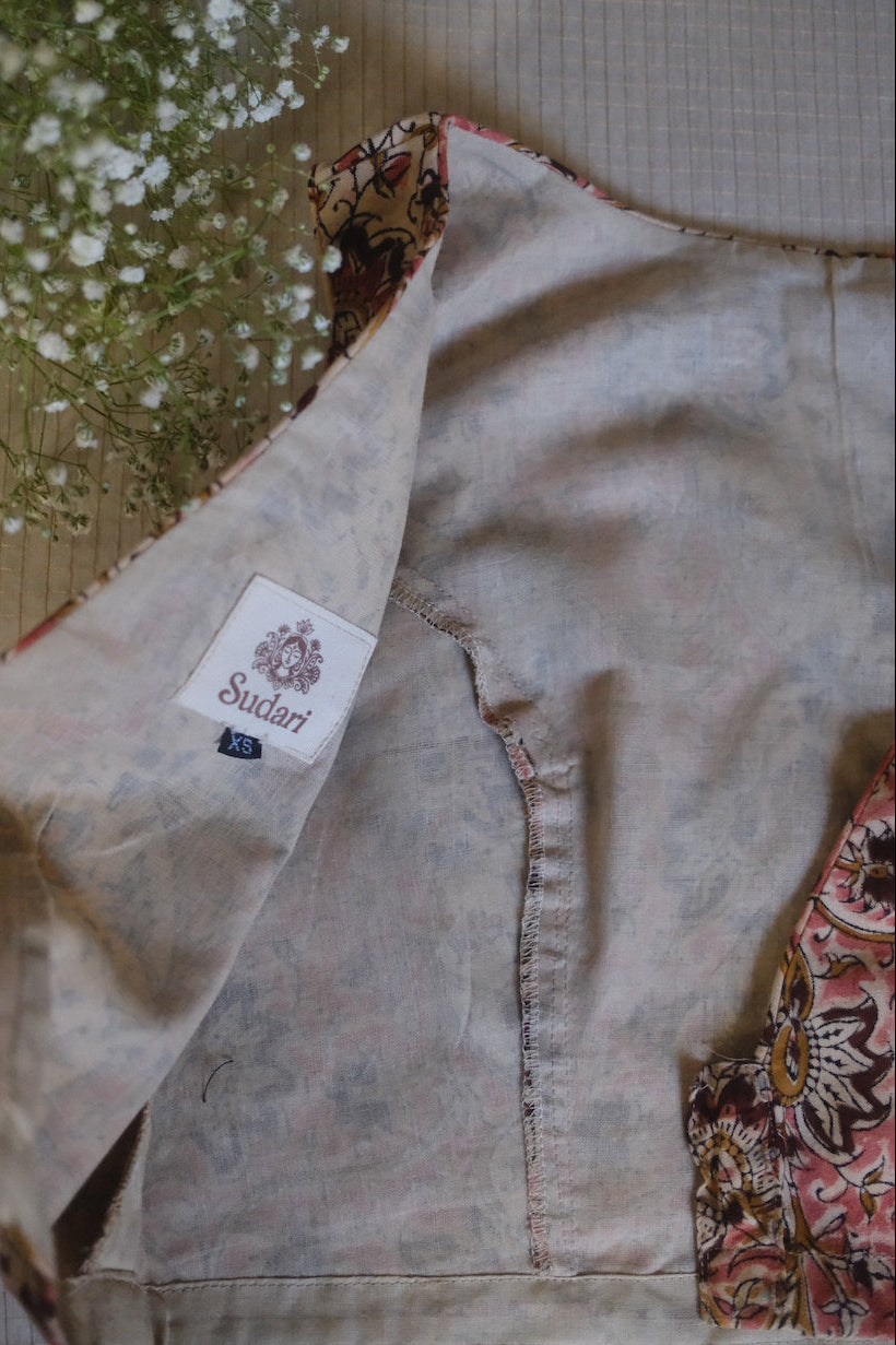 Yamuna Sleeveless Blouse