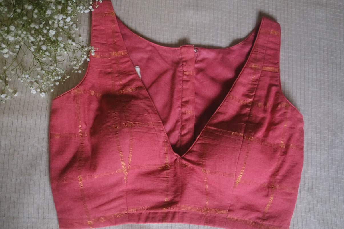 Vidhai Sleeveless Padded Blouse