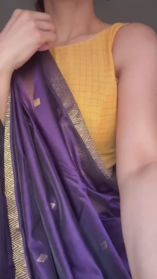 Ganga Sleeveless Blouse